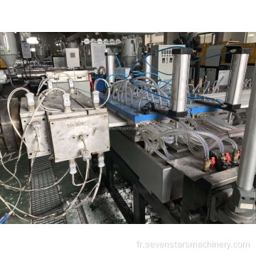 Machine de fabrication de mousse PVC composite en plastique